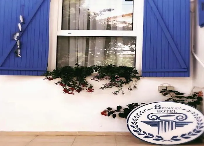Beyaz Ev Affittacamere Alaçatı