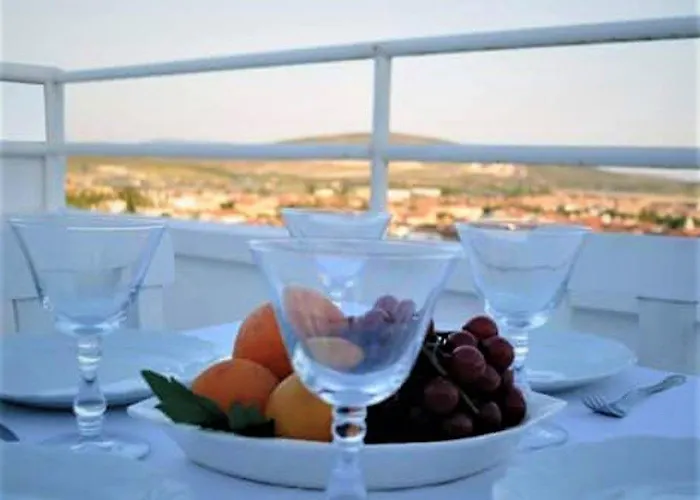 Beyaz Ev Alaçatı