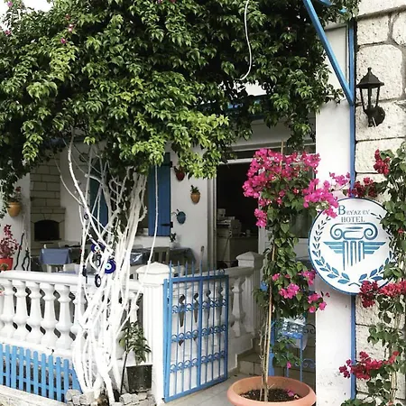 Beyaz Ev Алачати