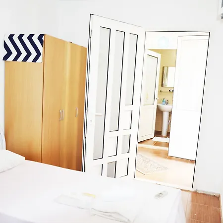 Beyaz Ev 3* Алачати